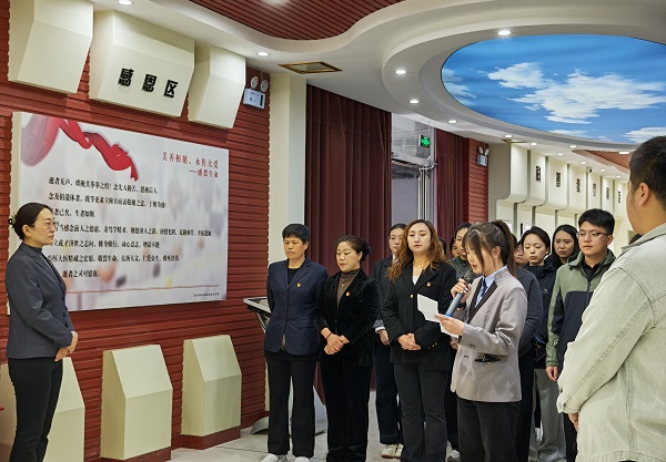 2学生代表发言 - 副本 (2).jpg