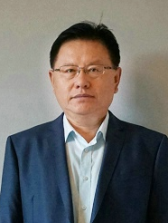 李进龙.png