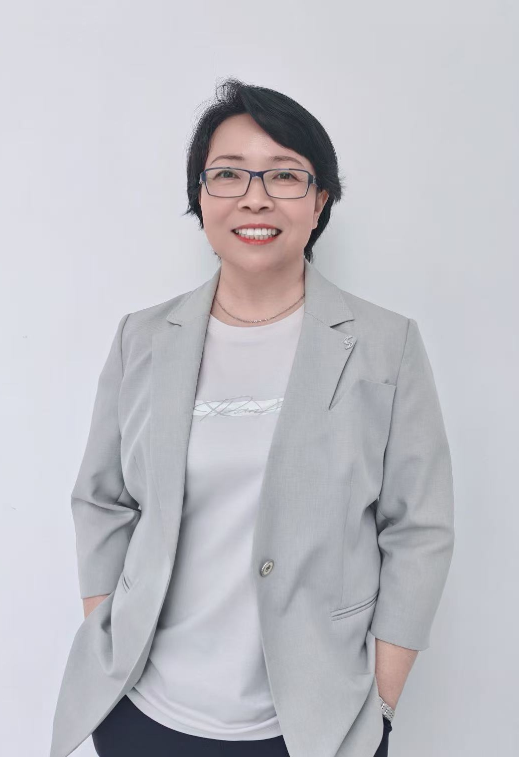 张玲慧.jpg